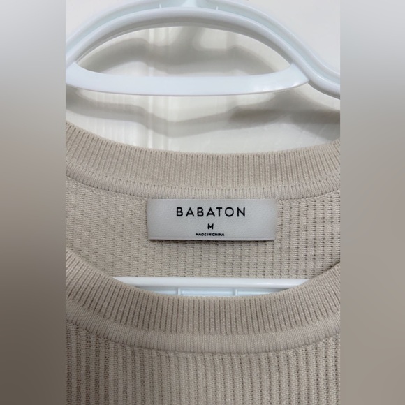 Babaton top size M - Picture 3 of 3